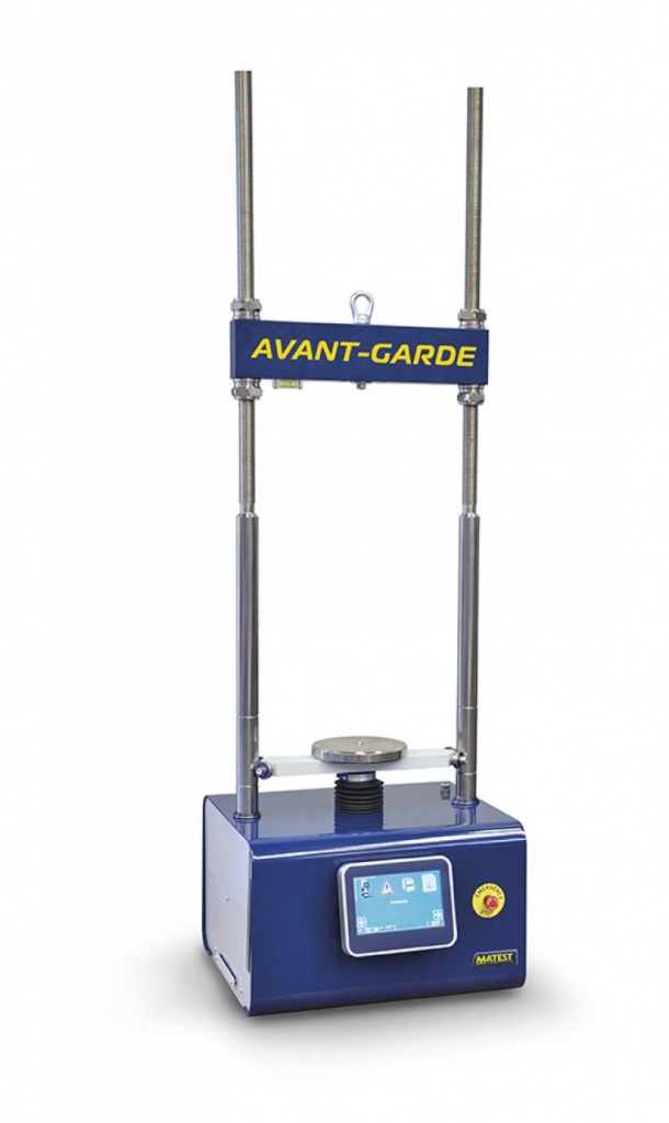 s301-02-avantguard-72dpi.jpg